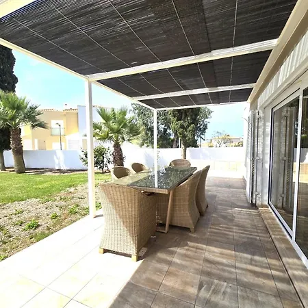 Sunshine - וילה אלבופיירה