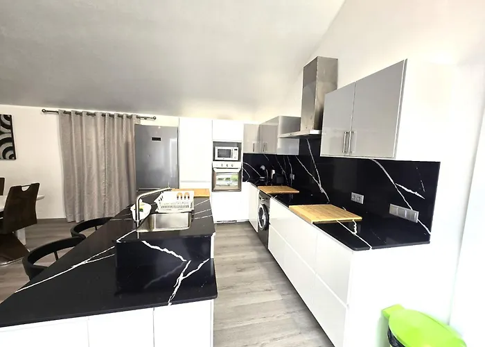 Sunshine - فيلة البوفيرا